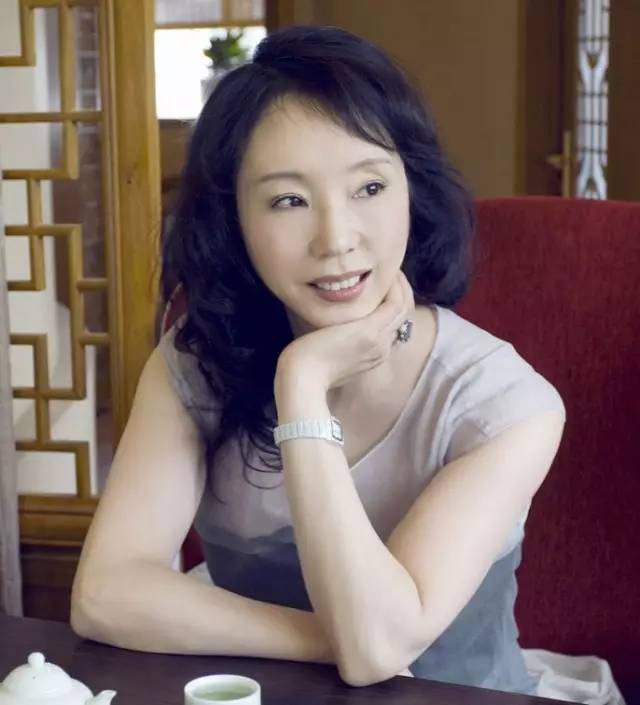 打开故事的严歌苓（杨扬、王纪人、杨辉）｜《*男舞**》评论专题