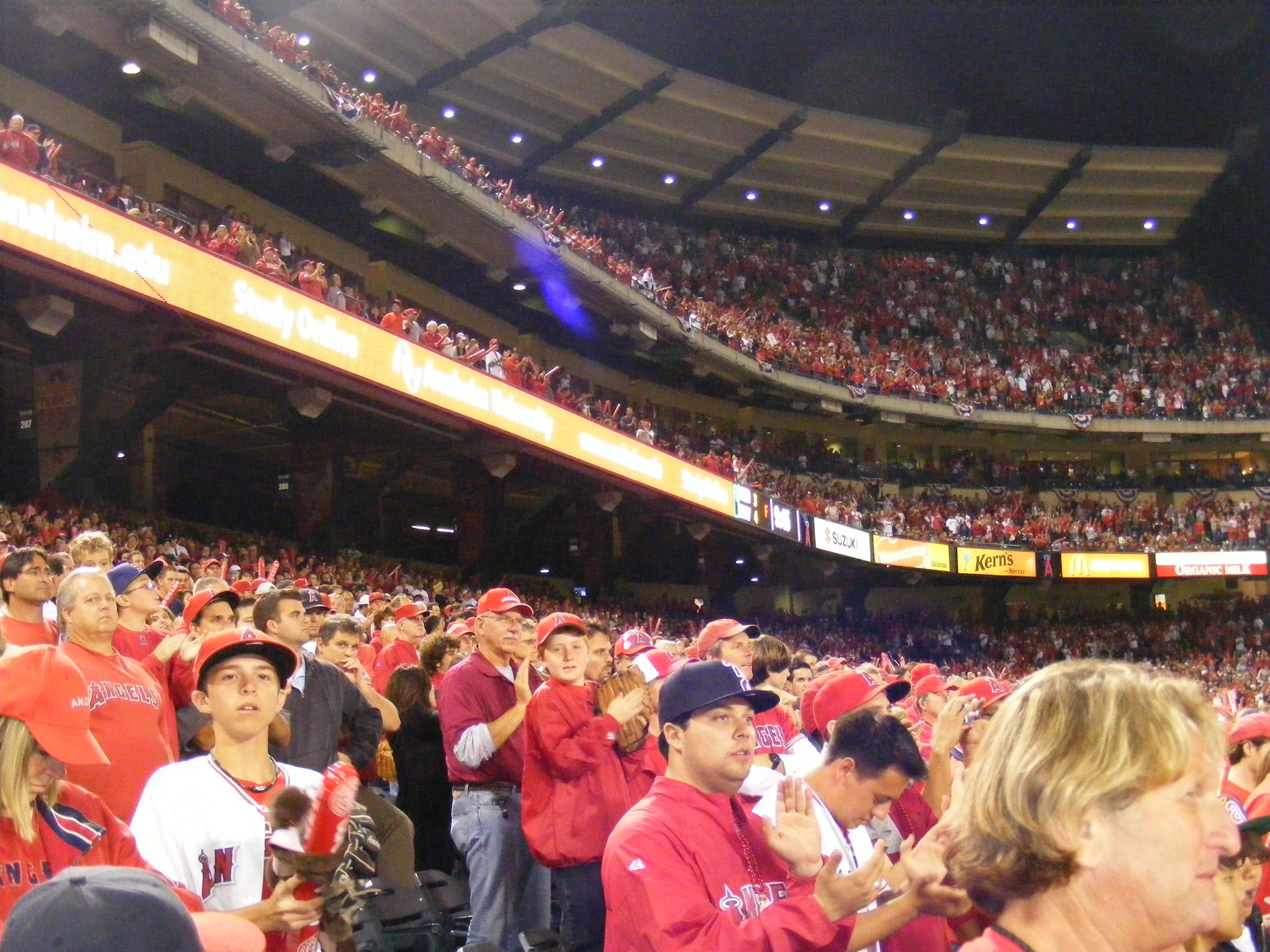 小贝帽子戏法,小贝戴的帽子