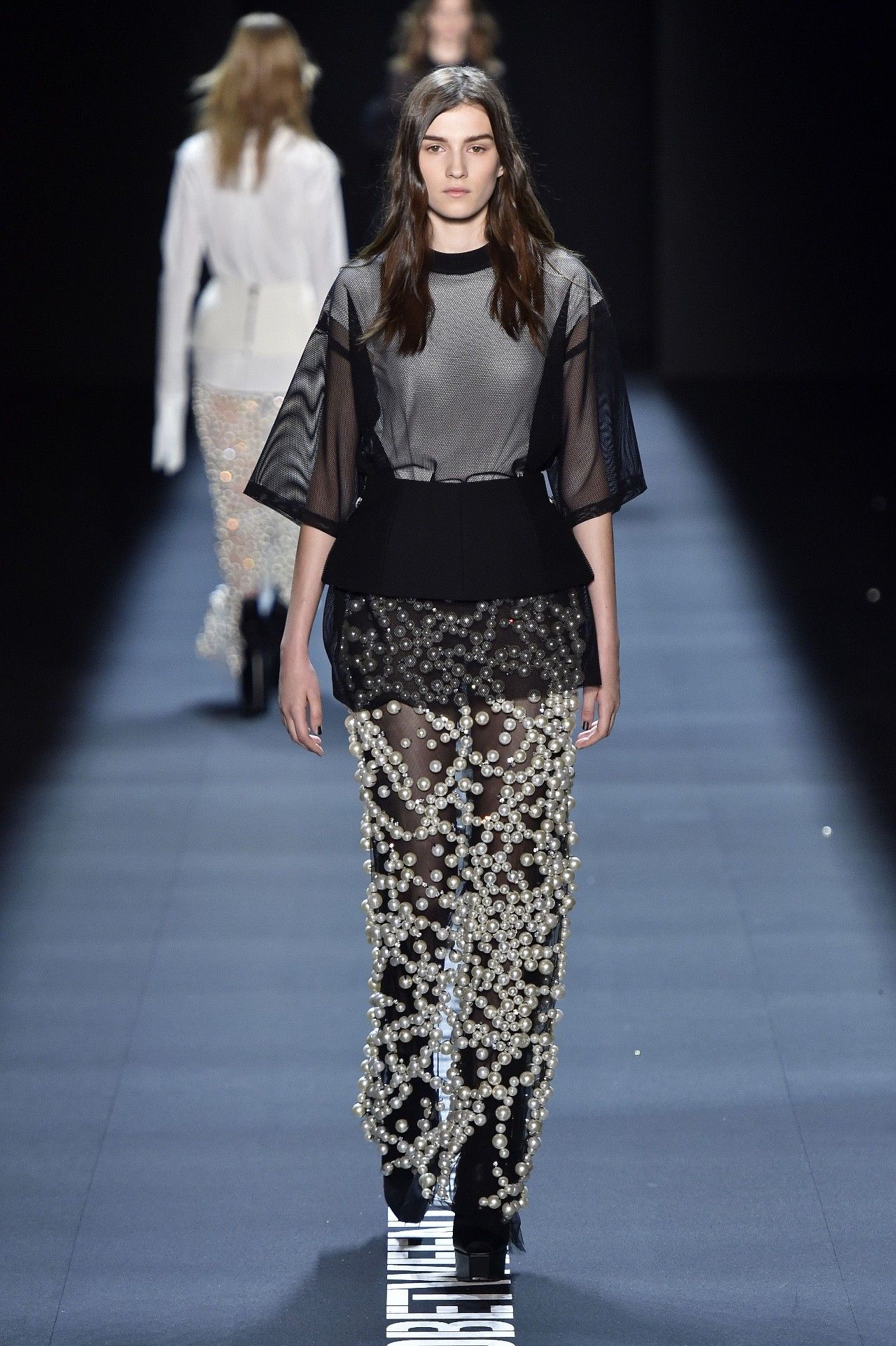 OMG｜单身汪慎入！这样的黑纱弄得我心里好痒痒！