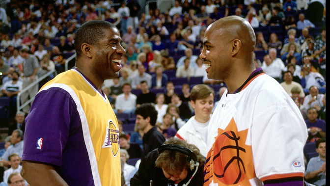 巴克利谈湖人和勇士,巴克利一直背打