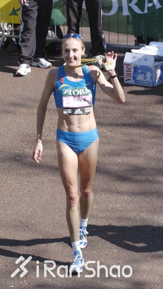 深度｜跑马拉松时实在憋不住？她们照样PB、夺冠、破纪录