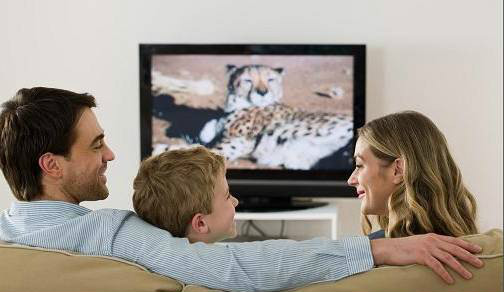 不应该让孩子过早接触电视,最适合儿童使用的电视机