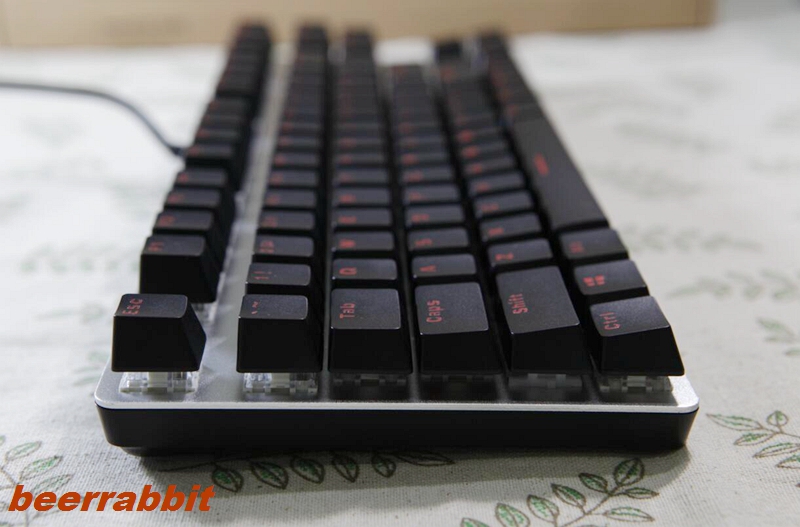 word天，真的99--雷柏V500合金版评测