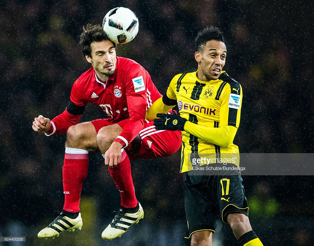 阿迪达斯足球球鞋测评,足球鞋选择nike还是阿迪达斯