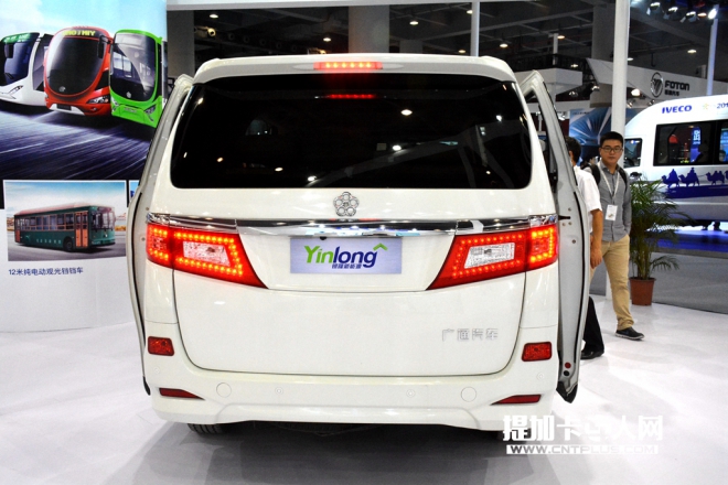 银隆mpv纯电动汽车,银隆4米二新能源汽车