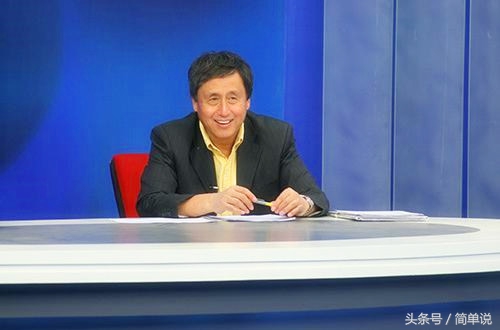 最有名的足球评论员,央视最受欢迎的足球解说员排行榜