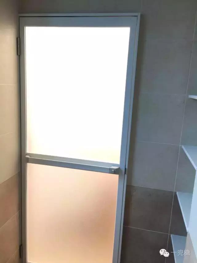 带浴缸三分离卫生间装修效果图,家装优秀案例布置