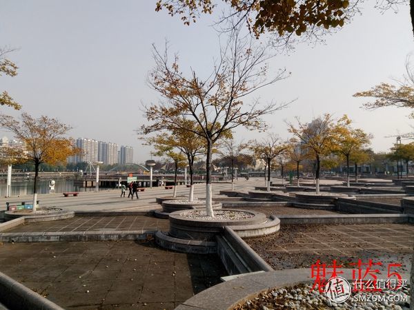 米粉评价小米手机,魅蓝5怎么样值得买吗