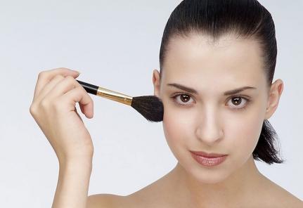 美容仪价钱高的低的区别 (美容仪价格一般多少)