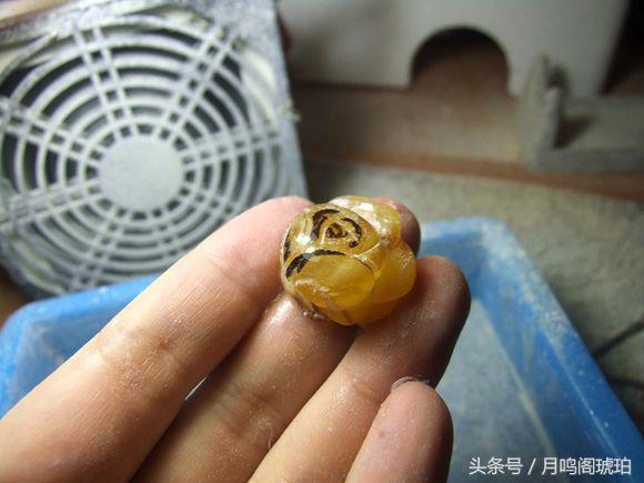 蜜蜡鲜花,琥珀蜜蜡花