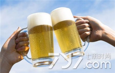 风寒感冒能不能喝啤酒呢,风寒感冒能喝酒吗