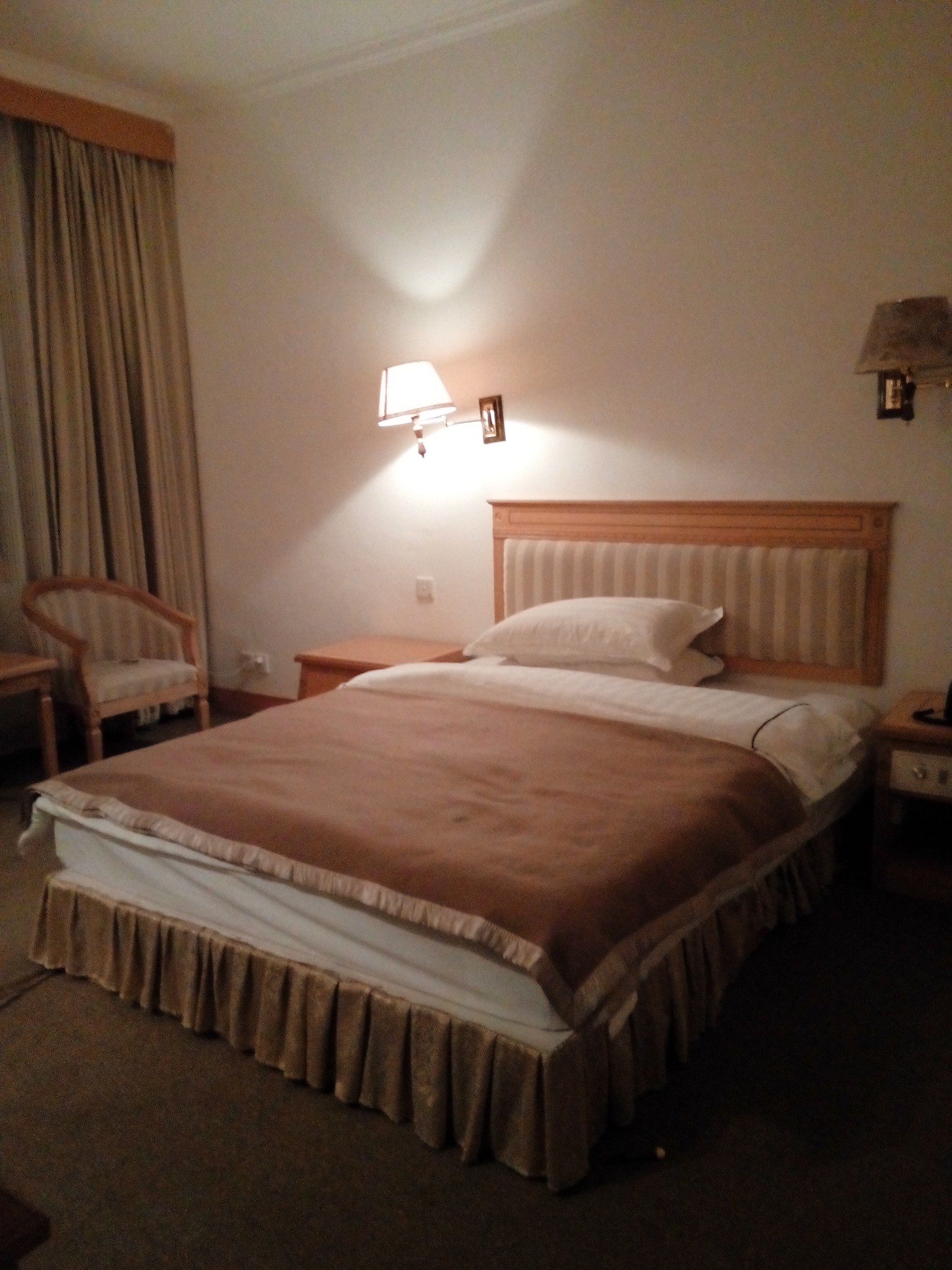 泸沽湖最好的酒店推荐哪家,泸沽湖酒店中高档排名