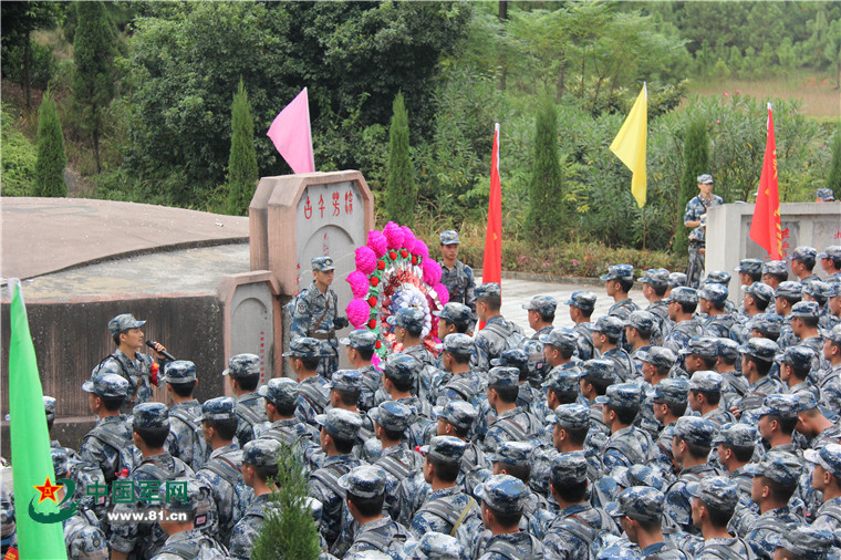 湘江战役简单讲解,湘江战役红军怎么突围