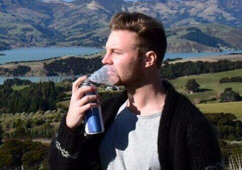 网店代购空气1.2元一口 专家：或为“三无产品”涉嫌虚假宣传