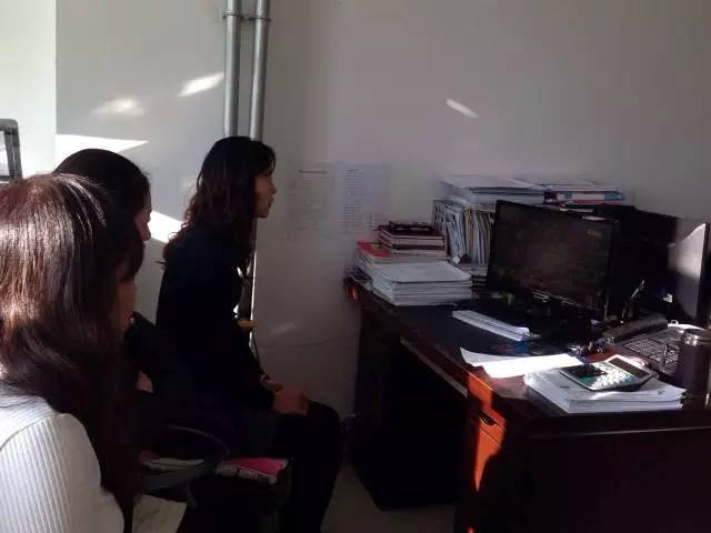 「热点关注」呼伦贝尔市妇联*党**组组织全市妇联系统认真收看自治区第十次*党**代会直播