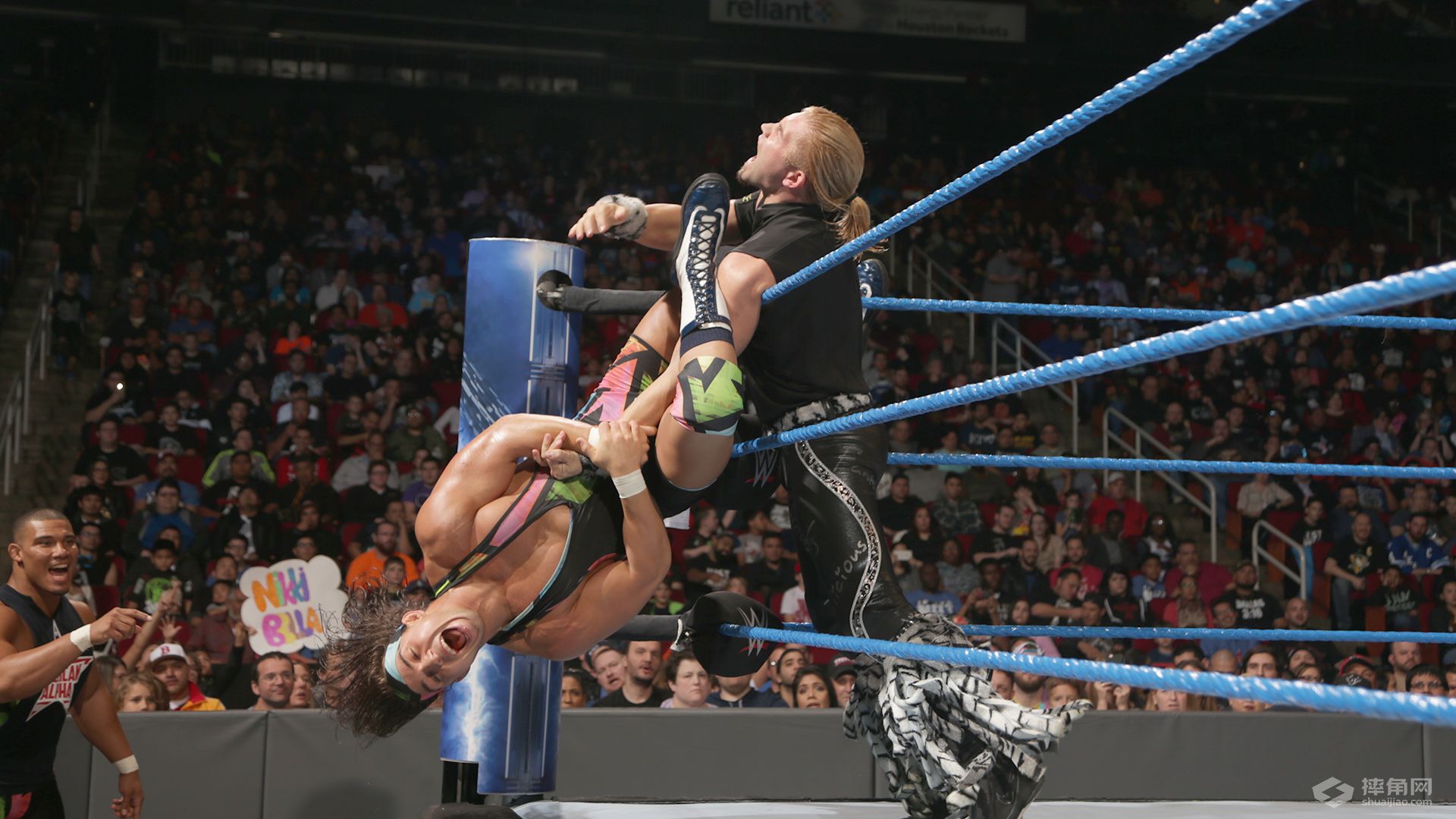 WWE驸马爷风云决战RVD！凯恩抛摔毕雪夫获全场欢呼！