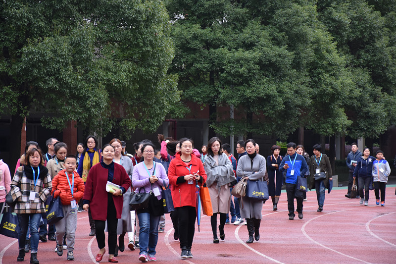 小书灯名校游——广益中学归来，一所好的学校原来是这样的