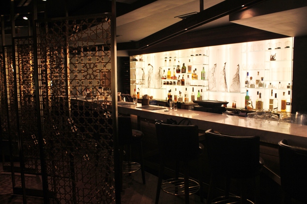 香港兰桂坊最嗨的酒吧,香港兰桂坊酒吧场所视频