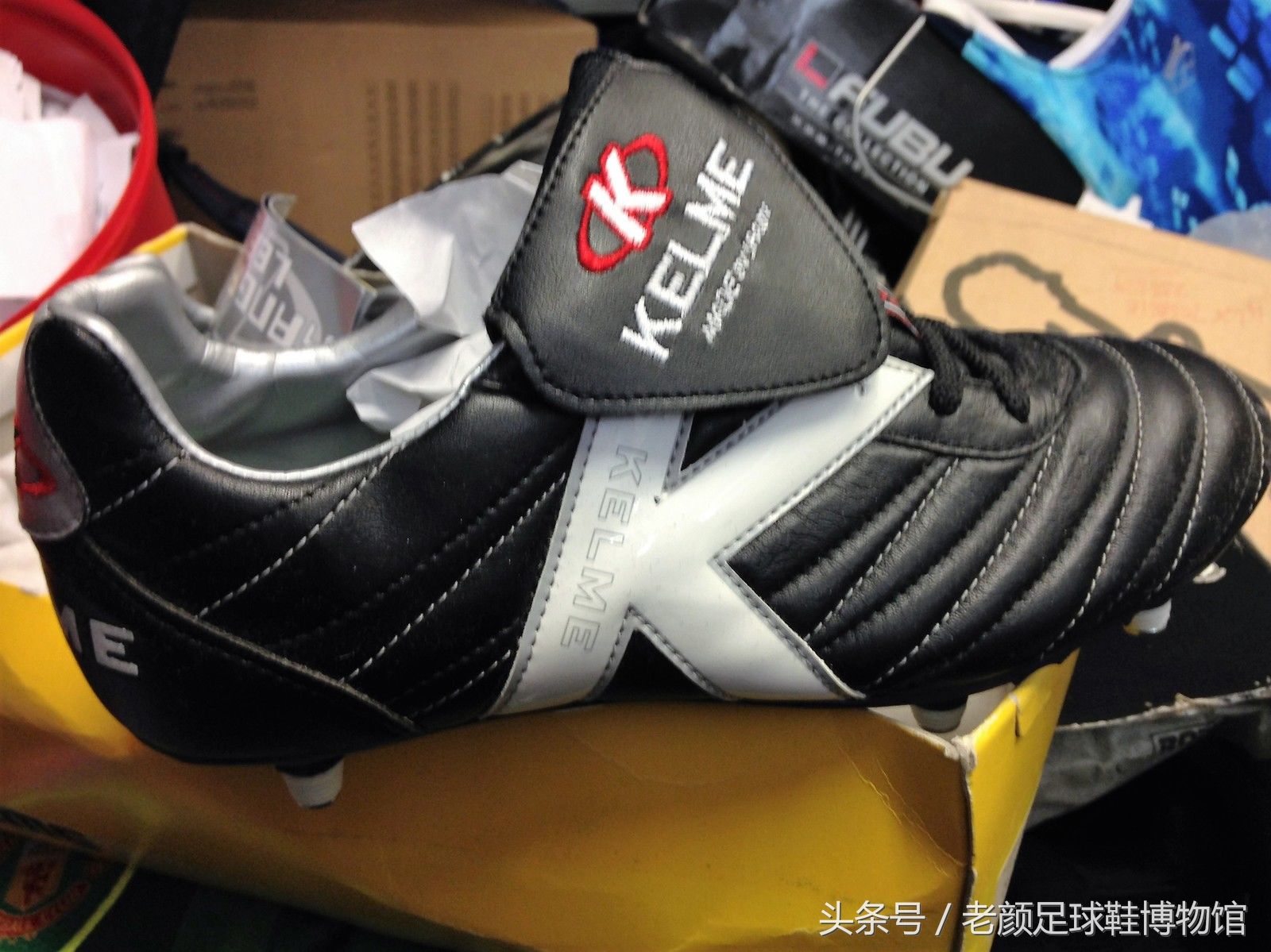 西班牙足球鞋便宜,西班牙足球鞋怎么样