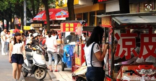 灞辫タ蹇呭悆鐨勫皬鍚冧竴鏉¤,灞辫タ缇庨鍗佸ぇ鍚嶅皬鍚冨幓鍝悆