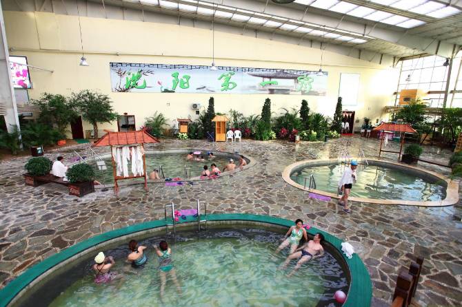 天冷想pao？周边30家温泉奉上，戏水鸳鸯不是梦！