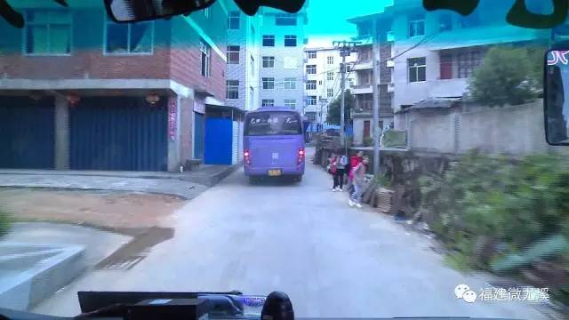 西滨镇开通学生班车!这些村的学生有福了!