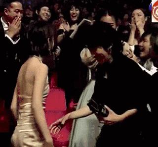 学到了马思纯的微笑,马思纯的微笑太迷人