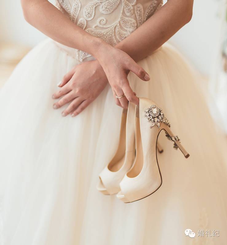 价值300元左右的婚鞋,买不起的明星同款