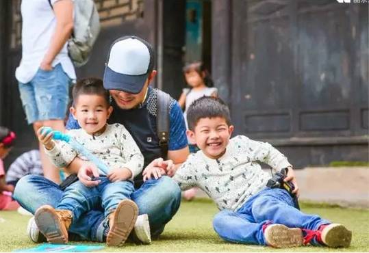 胡可说安吉24k纯爷们,安吉胡可