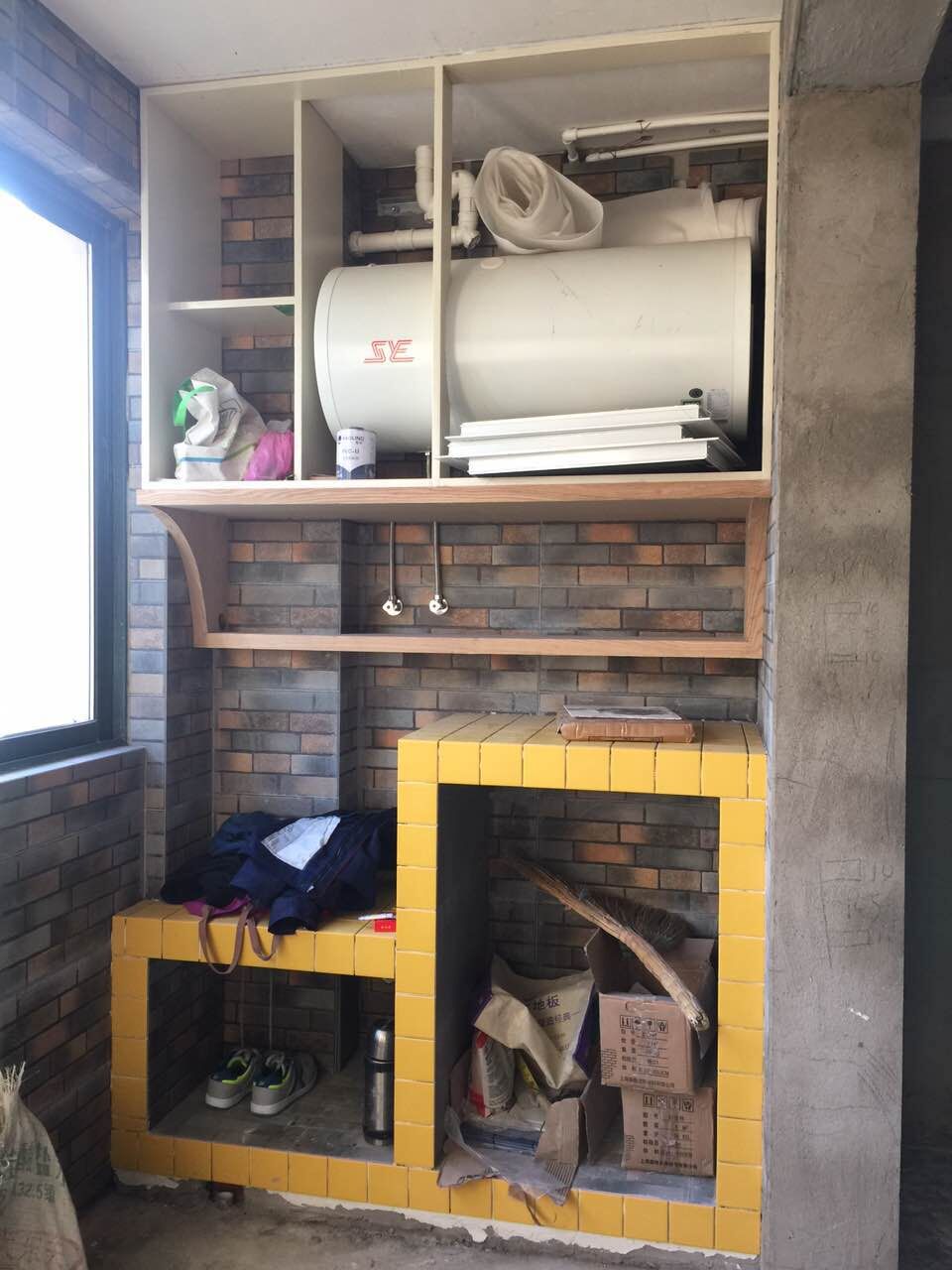 是电热水器好还是空气能热水器好,用电热水器还是空气能热水器好