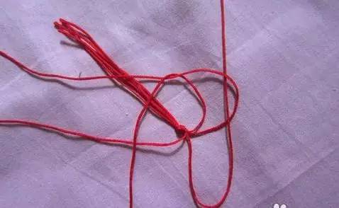 本命年红绳手链男士十二生肖,本命年红绳蛇结手链编法教程