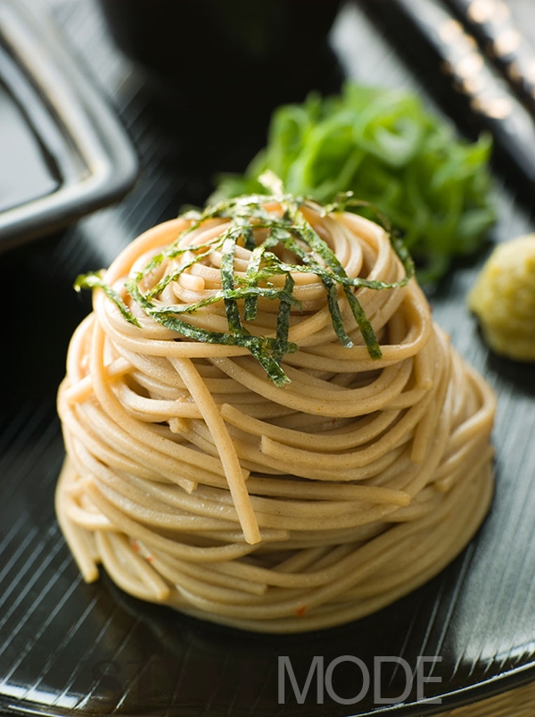 痘痘长得特别多吃什么比较合适,脸上痘痘饮食注意哪些