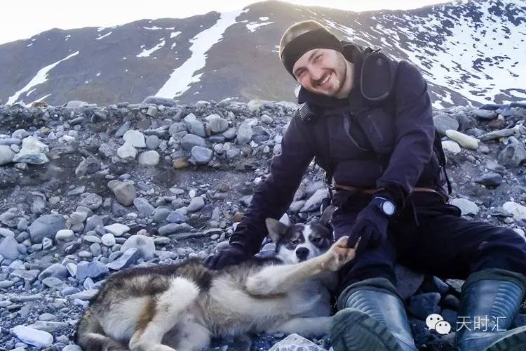 詹姆斯邦德戴的什么表,聊聊詹姆斯邦德电影里的腕表