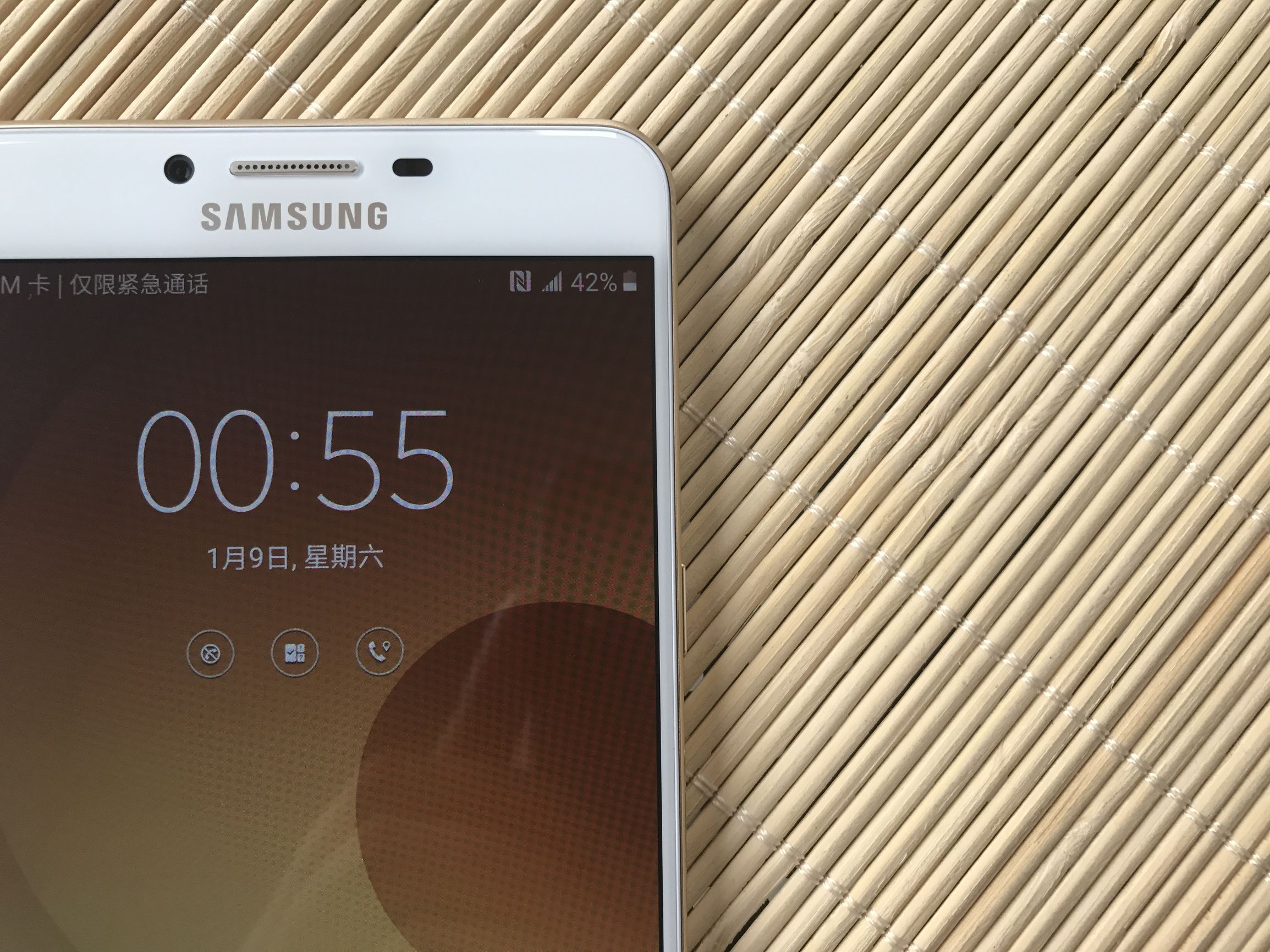 三星c9pro测试,三星c9pro换电池