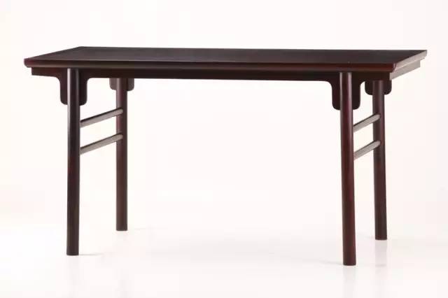 真正的紫檀树,真正的紫檀木材