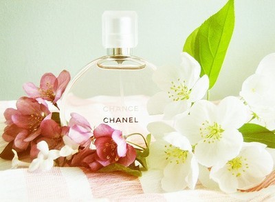 怎么样一招辨别香水的好坏,香水怎么区分好坏和优劣