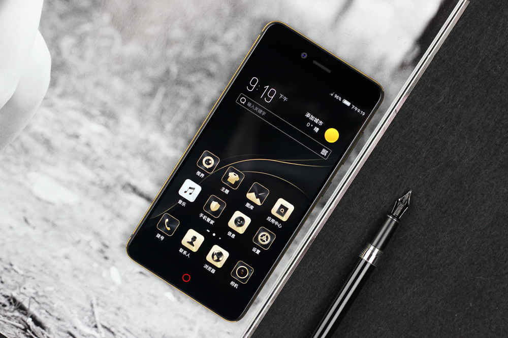 c罗四夺金球奖,c罗四球