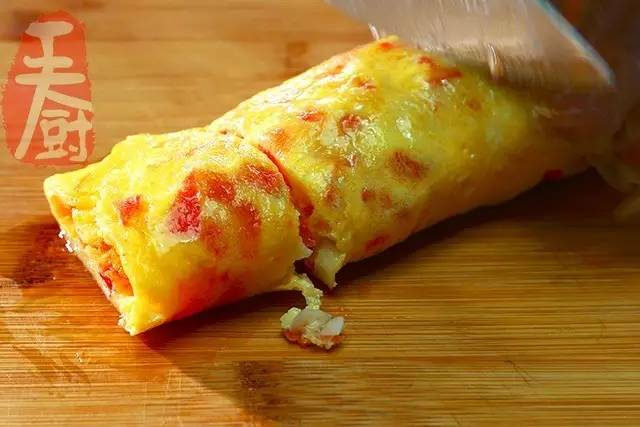 西红柿牛奶鸡蛋卷,早餐西红柿鸡蛋卷做法