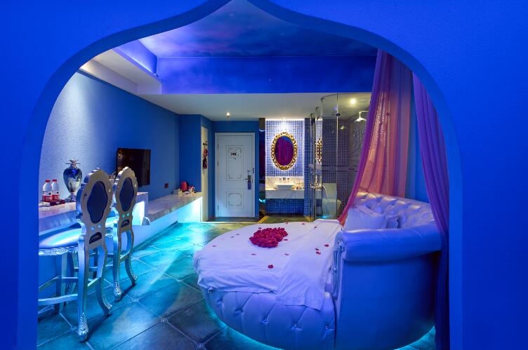 这么有意境的主题酒店不容错过,高品质浪漫情侣主题酒店