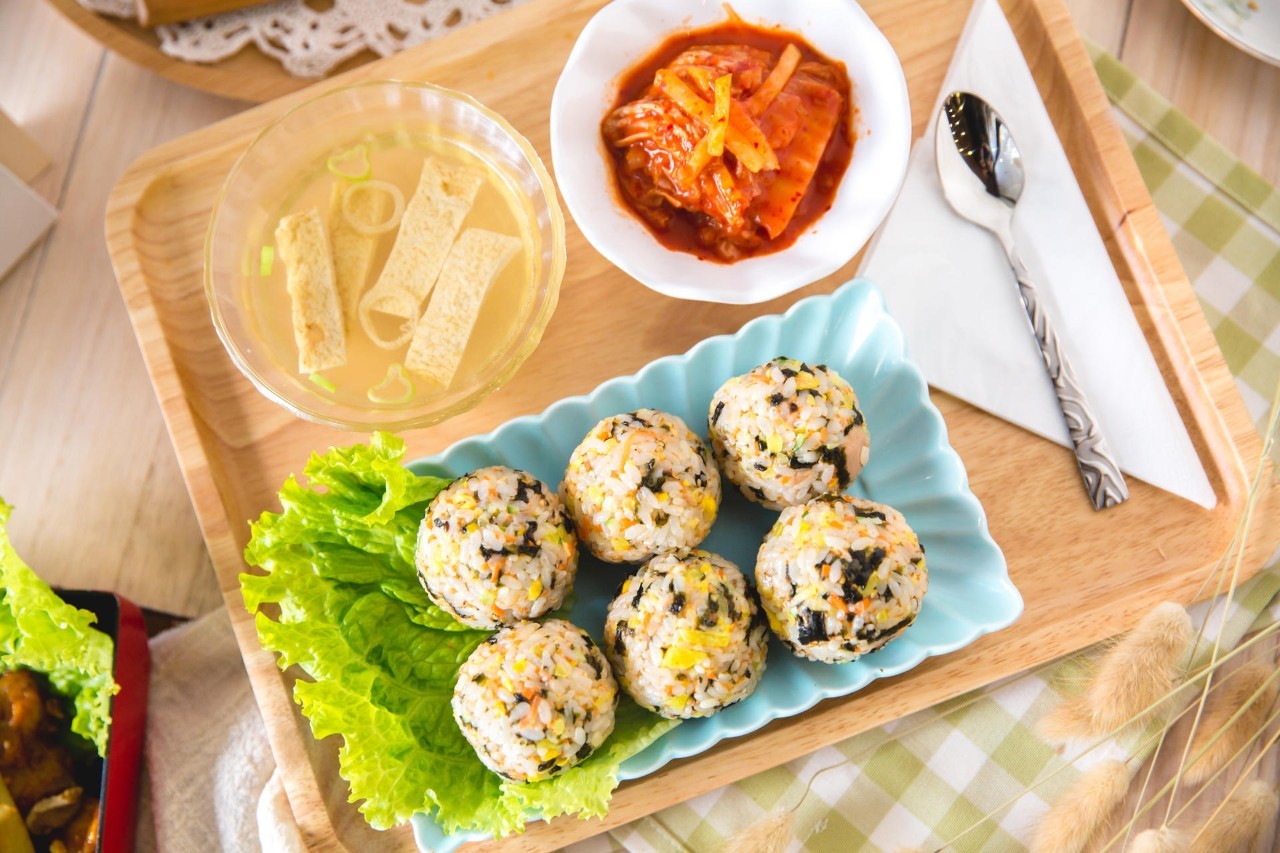 闺蜜聚会去哪好?来「GUMIHO」几个女孩把饰品店开在咖啡馆