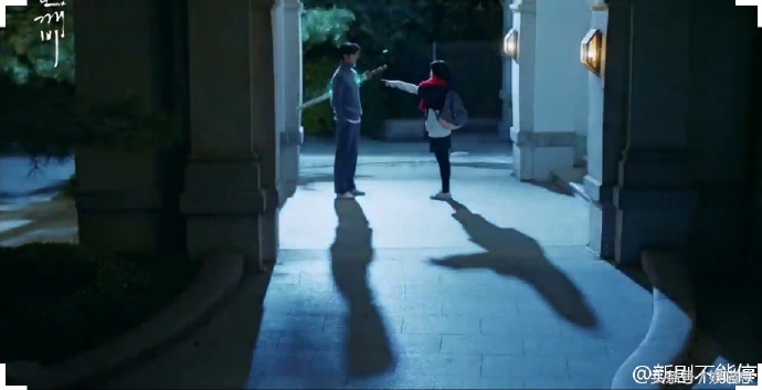 鬼怪李栋旭金高银炸鸡,鬼怪李栋旭和刘仁娜