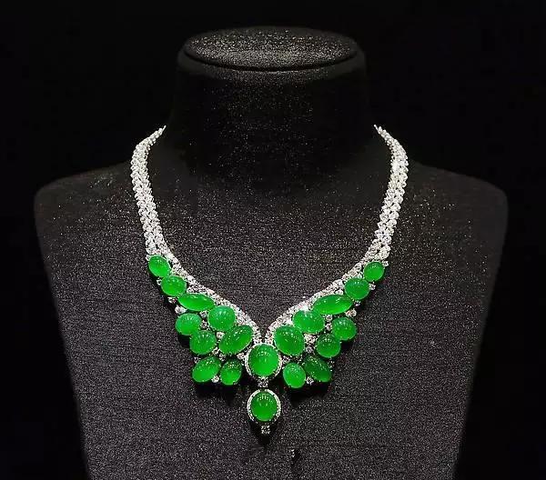 清朝上亿的藏品,价值过亿的清朝翡翠