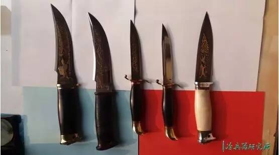 克格勃弹射战术刀,克格勃武器大全视频