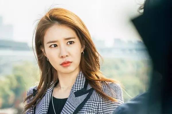 鬼怪女二刘仁娜整容,刘仁娜鬼怪惊艳经典造型