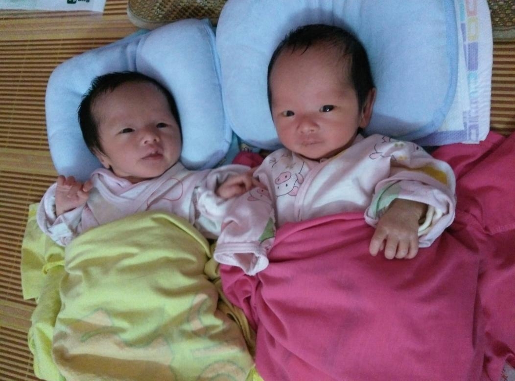 孕38周+2天成功卸货拉:是两枚帅气的“猴哥兄弟”,附症状!