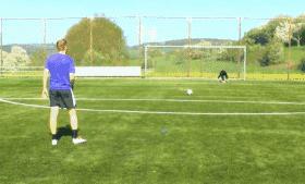 足球如何像卡洛斯一样暴力射门,卡洛斯暴力射门教学