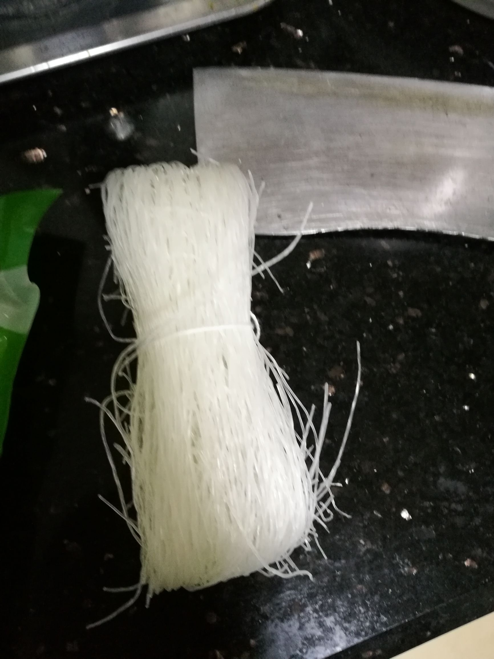 正宗香菇肉酱面,粉丝香菇包子的做法视频