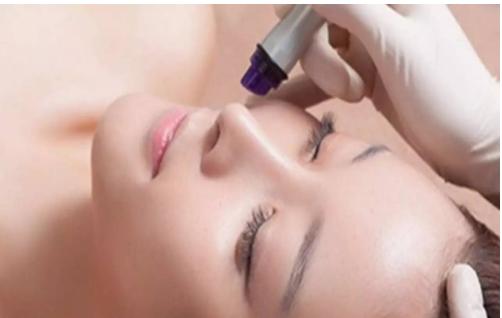 小孩脸上密密麻麻小疙瘩不痛不痒,脸上不痛不痒的小疙瘩是什么