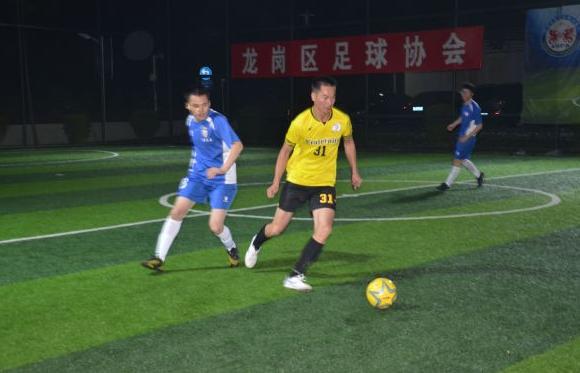 10个足球的最佳动作技巧,十个足球控球技巧