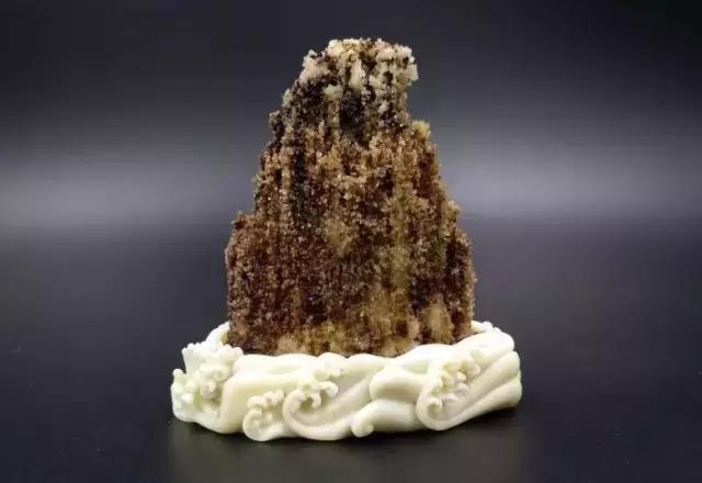 虬角做成的蒙芯，何其美丽！